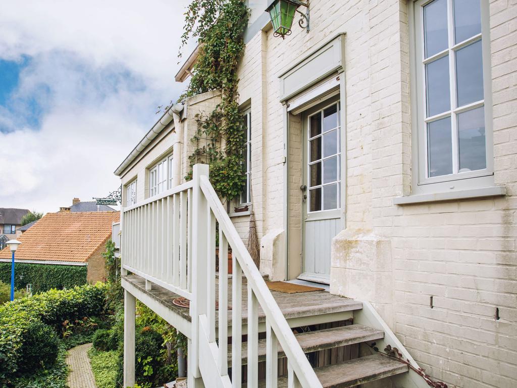Beautiful Villa 200 Metres From The Sea Koksijde Exteriör bild