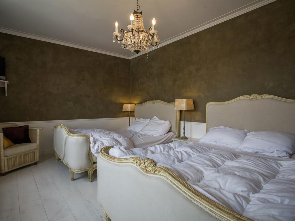 Beautiful Villa 200 Metres From The Sea Koksijde Exteriör bild